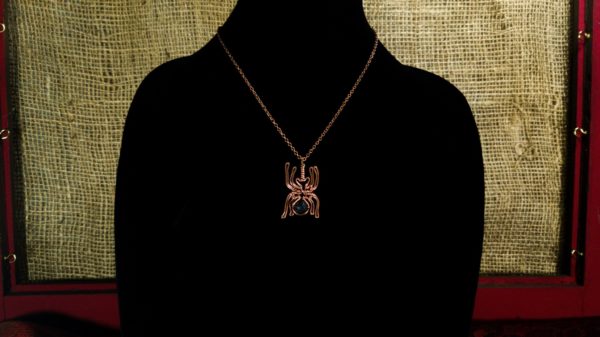 Spider Pendant – In Use