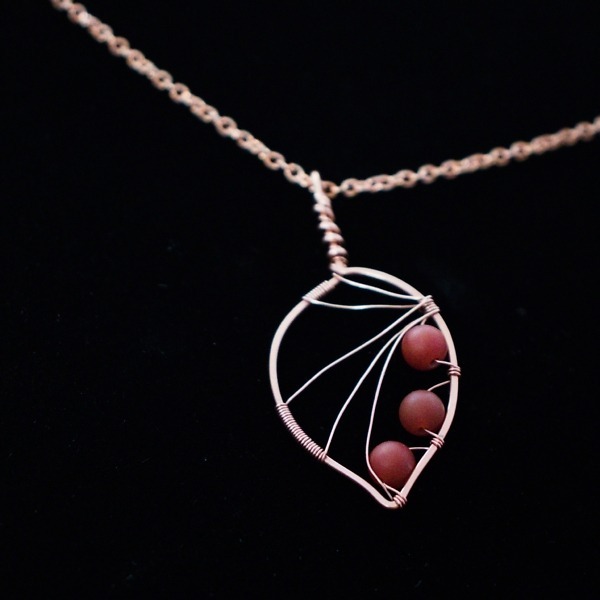 Apple Leaf Copper Necklace – Carnelian – Top (1)-2 (RR)
