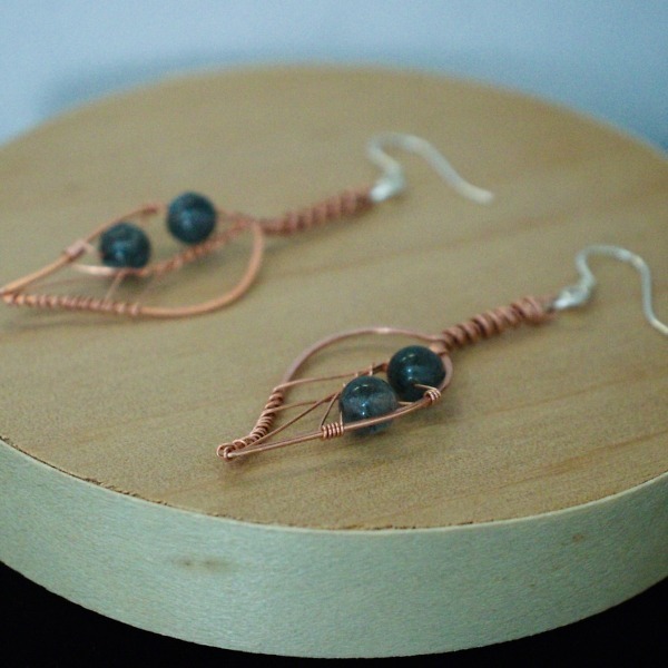 Blackthorn Leaf and Blue Tourmalinated Quartz Copper Earrings – Staged Wooden (1)-2 (RR)