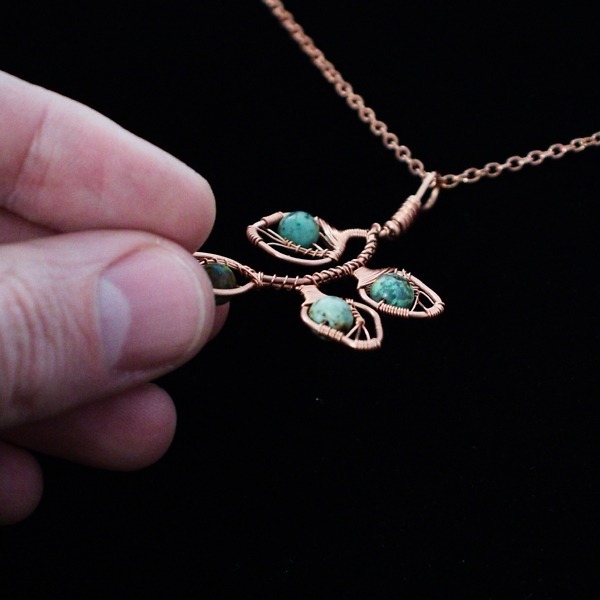 Eucalyptus Leaflet Copper Necklace – African Turquoise – Side (3)-2 (RR)