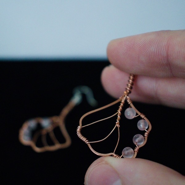 European Alder Leaf and Rose Quartz Copper Earrings – Staged In Hand (2)-2 (RR)