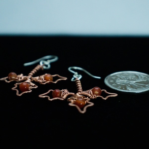 Holly Leaflet and Carnelian Copper Earrings – Size and Scale Quarter Side (4)-2 (RR)