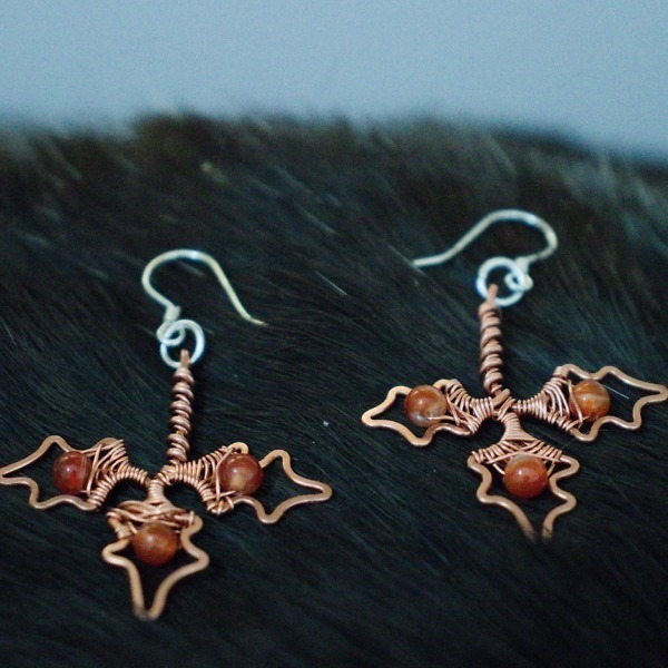 Holly Leaflet and Carnelian Copper Earrings – Top (4)-4 (RR)