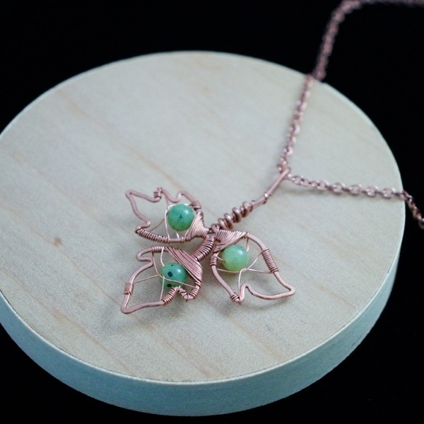 Poison Ivy Leaflet – Canadian Jade – Copper Necklace – Wood – Leaf Series-2 (RR)