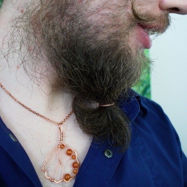 european alder carnelian copper necklace – in use (4)-2 (RR)