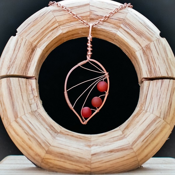 Apple Leaf – Carnelian – Copper Necklace