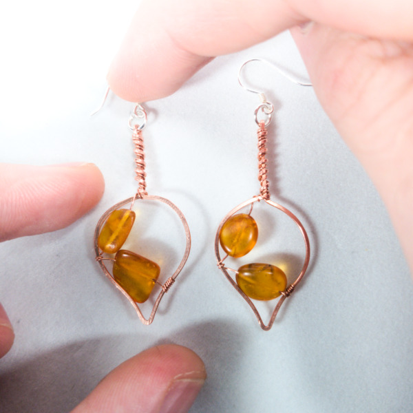Quaking Aspen Leaf – Amber – Copper Earrings (Top)