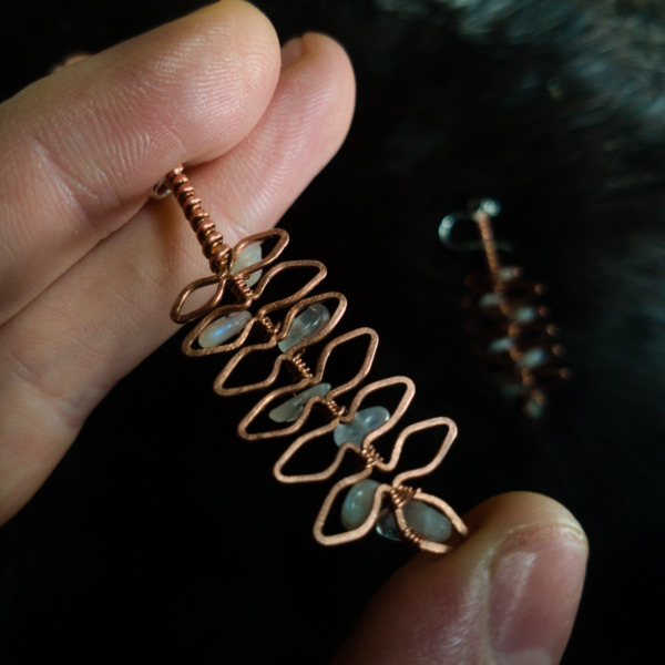 Rowan Leaflet – Moonstone Chip – Copper Earrings (Details in Hand)