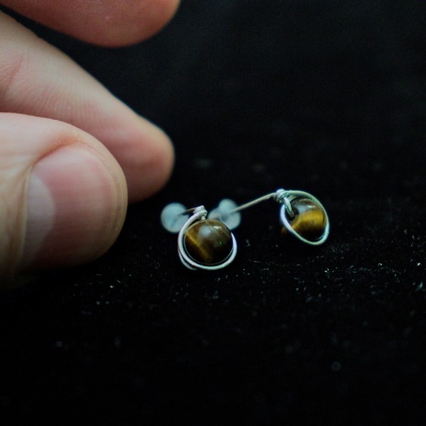 Simple Tiger Eye Stone Earrings – in Hand